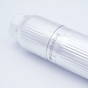 Detalle del filtro de agua para ducha Aquafilter Chrome